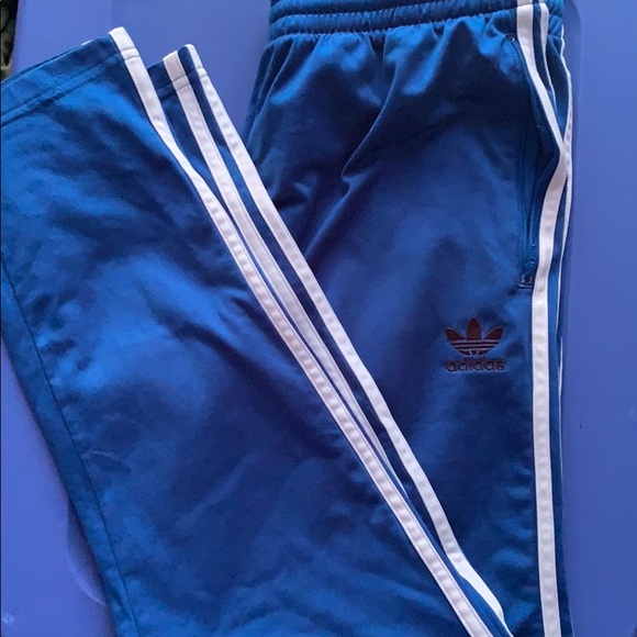 Used - Picture 1 of 3